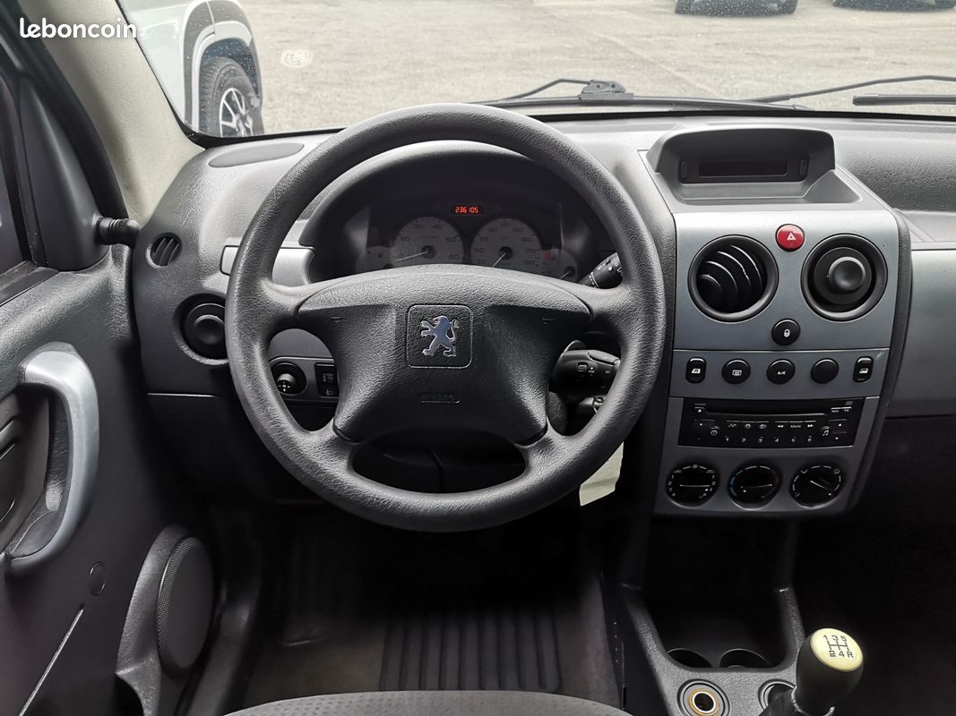Peugeot Partner 1.6 HDI 16v 75Ch Relax (image 7)