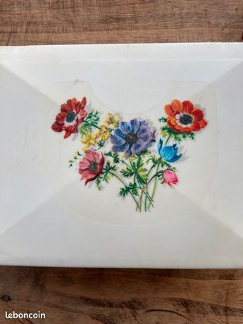 Salière Et Poivrière Vintage SYLA Années 70, Motif Fleurs, France, Plastique