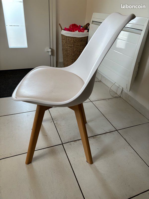 Lot 6 chaises (image 2)