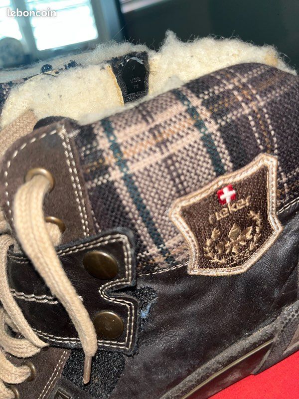 CHAUSSURES nombreuses (image 11)
