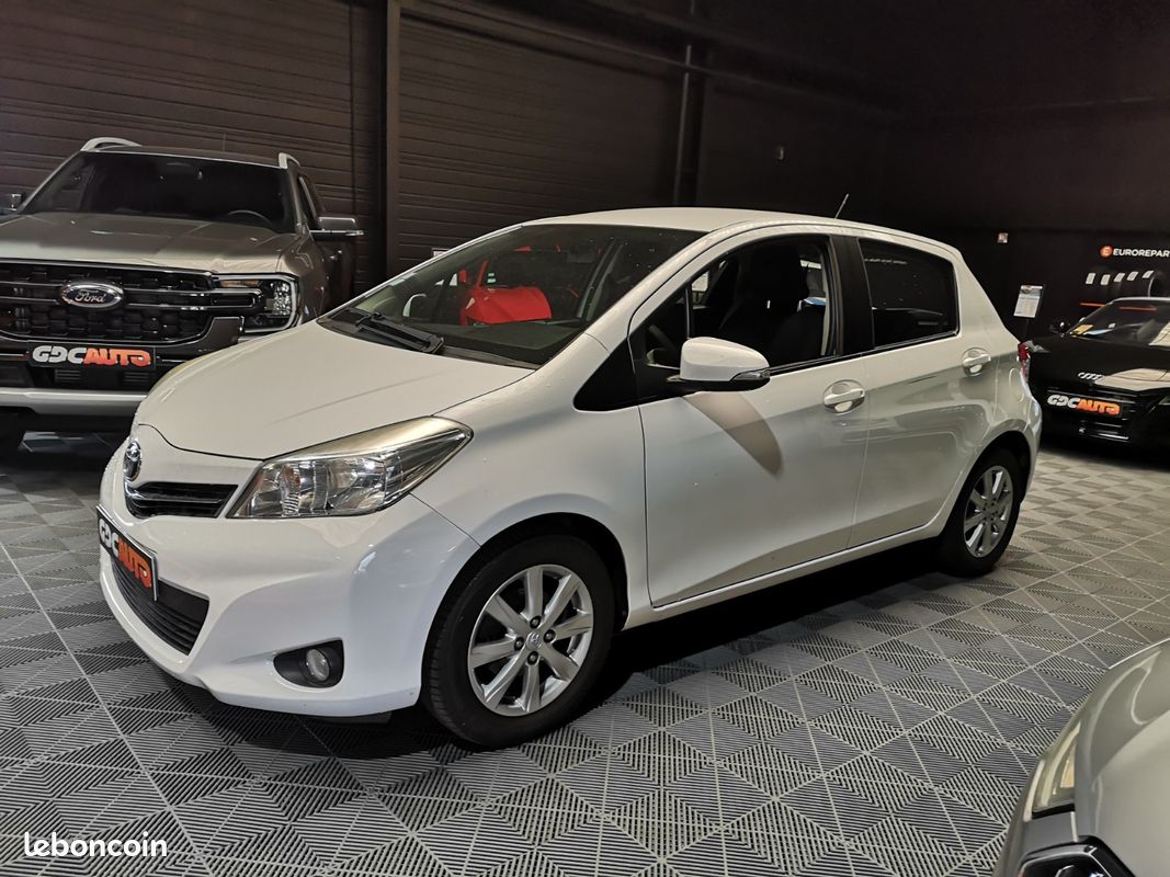Toyota Yaris 1.0 VVTI 70 TENDANCE (image 4)