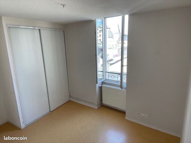 Appartement a louer oyonnax - 3 pièce(s) - 65 m2 - Surfyn