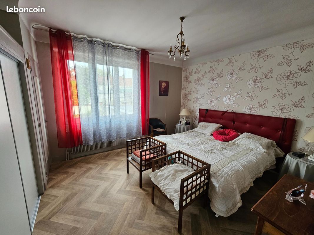 Maison 7 pièces 200 m² (image 10)