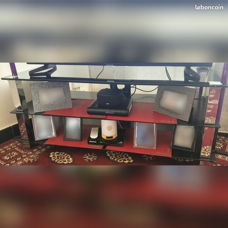 Meuble télévision (image 1)
