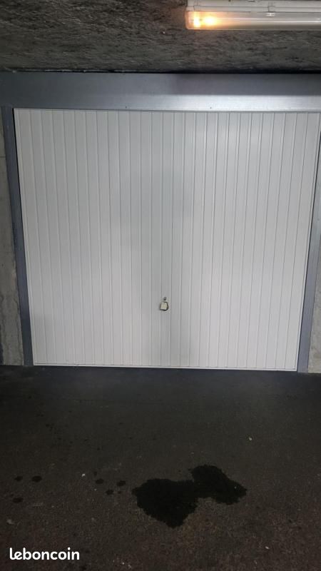 Parking 11 m² · à Besançon · 11 m² · 73 €/mois