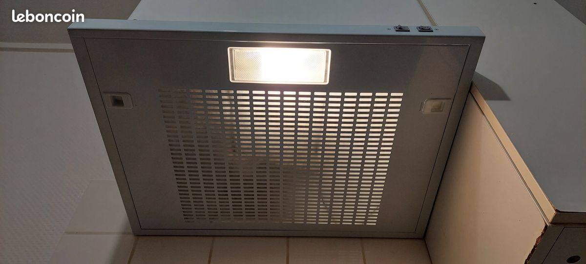 Hotte de cuisine blanche avec lumière 60cm de large (image 4)