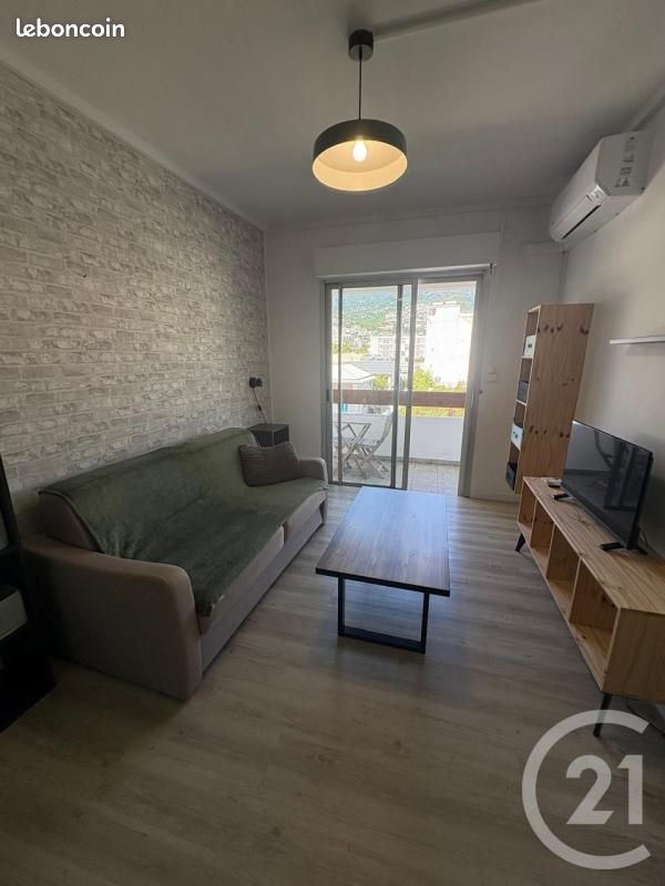 Appartement 1 pièce 21 m² · à Saint-Denis · 21 m² · 550 €/mois