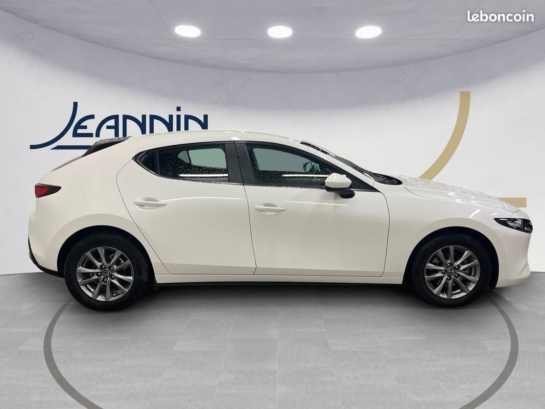 MAZDA Mazda3 5 portes 2.0L e-SKYACTIV-G M Hybrid 122 ch BVM6 Prime-Line (image 6)
