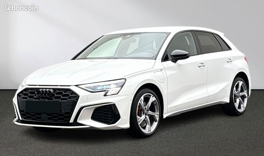 Audi A3 sportback 45 TFSIe 245 S-LINE HYBRIDE RECHARGEABLE / MATRIX LED ATTACHE REMORQUE REGULATE... (image 1)