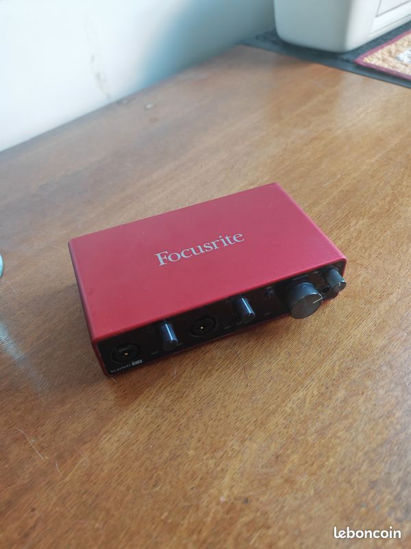 FOCURSITE Scarlett 4i4 3rd Gen (image 1)