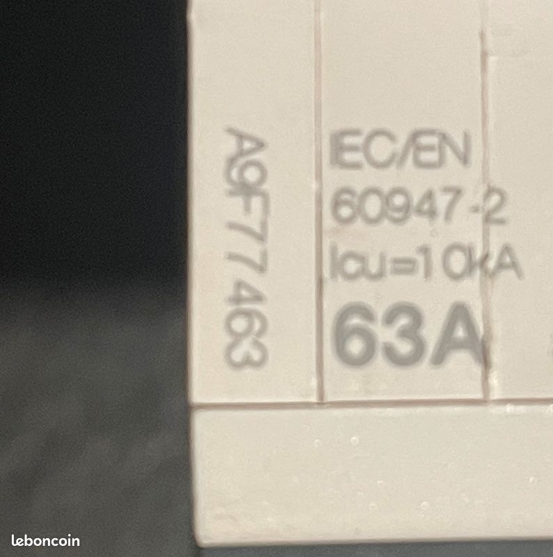 Disjoncteur IC60N 25A 4P – Schneider Electric, Magnéto-thermique, Montage Sur Rail DIN