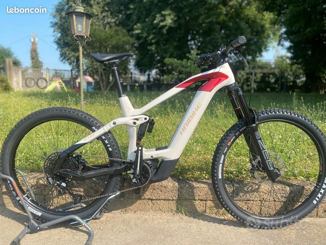 HAIBIKE HYBE VTT électrique VTTAE 750Wh Taille M Neuf