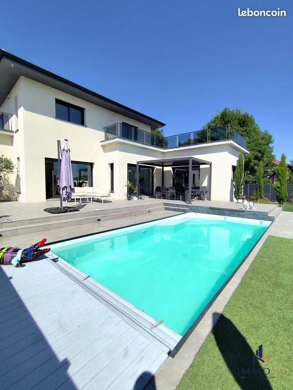 Maison 5 pièces 150 m² · à La Côte-Saint-André · 150 m² · 465 000 €