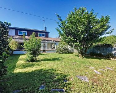 Maison 310 000 € - 109 m²