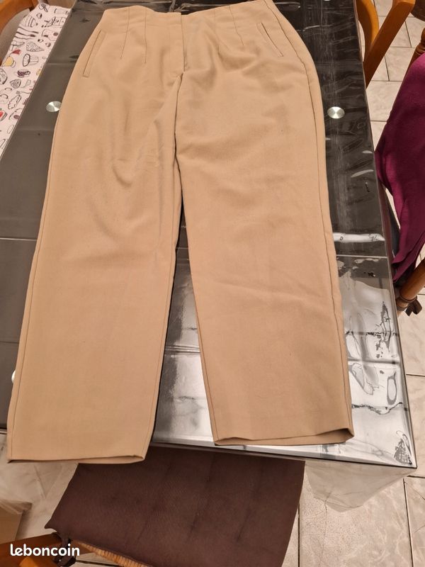 Pantalon beige (image 1)