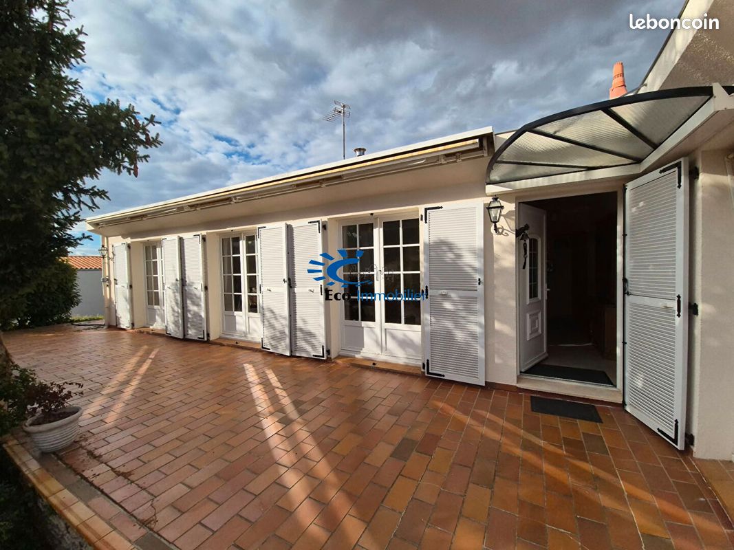Maison 5 pièces 132 m² · à Saint-Rogatien · 132 m² · 439 000 €