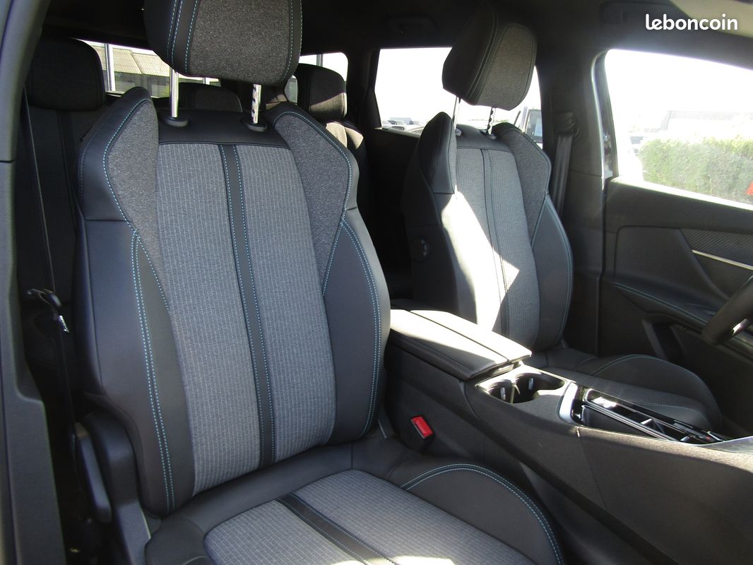 Peugeot 5008 1.5 BLUEHDI 130CH S&S ALLURE PACK EAT8 (image 8)