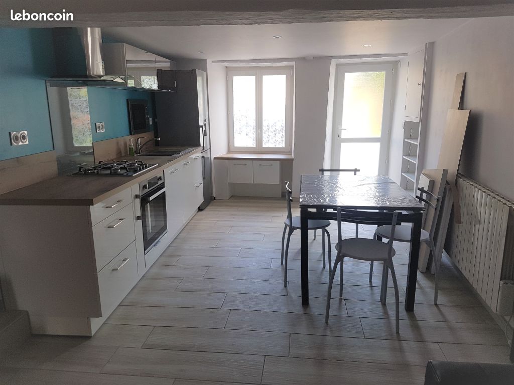 Maison 2 pièces 46 m² · à Ménil · 46 m² · 550 €/mois