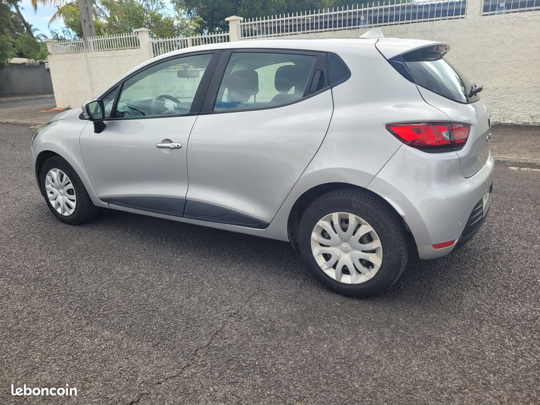 Clio 0.9TCE année 2020 101000kms bon état général (image 4)