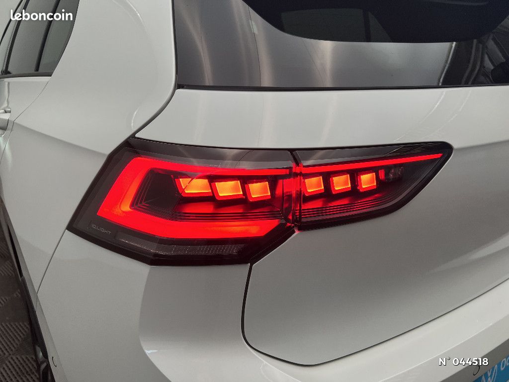 Volkswagen Golf 2,0 TSI GTI Clubsport DSG7 + Garantie 5 Ans ou 100000 KLMS + TOIT OUVRANT (image 30)