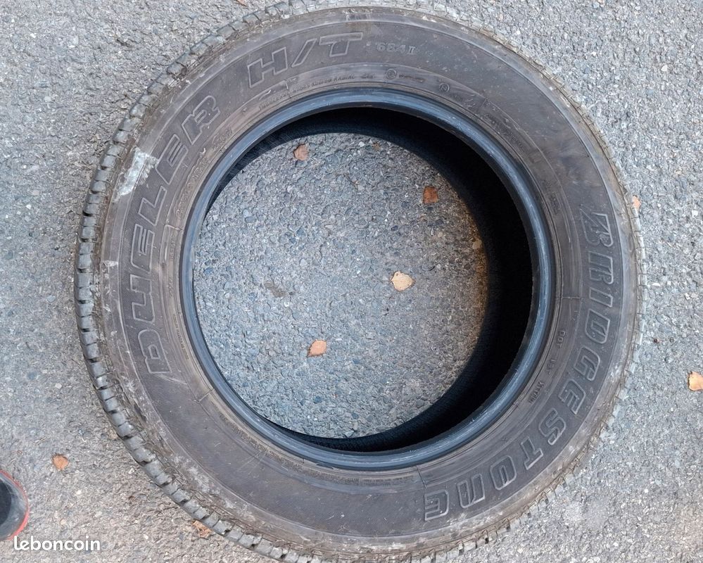Pneu bridgestone dueler h/t 684 ii (image 2)