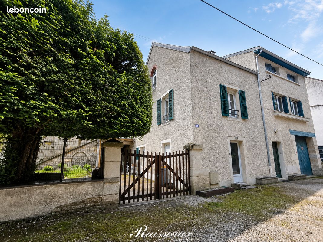 Maison 6 pièces 158 m² · à Plombières-lès-Dijon · 158 m² · 260 000 €