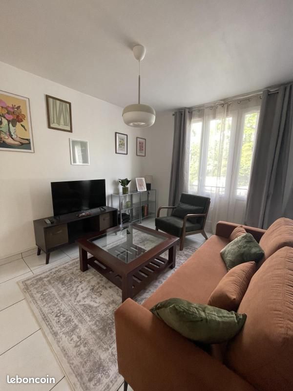 Appartement 1 pièce 67 m² · à Bordeaux · 67 m² · 594 €