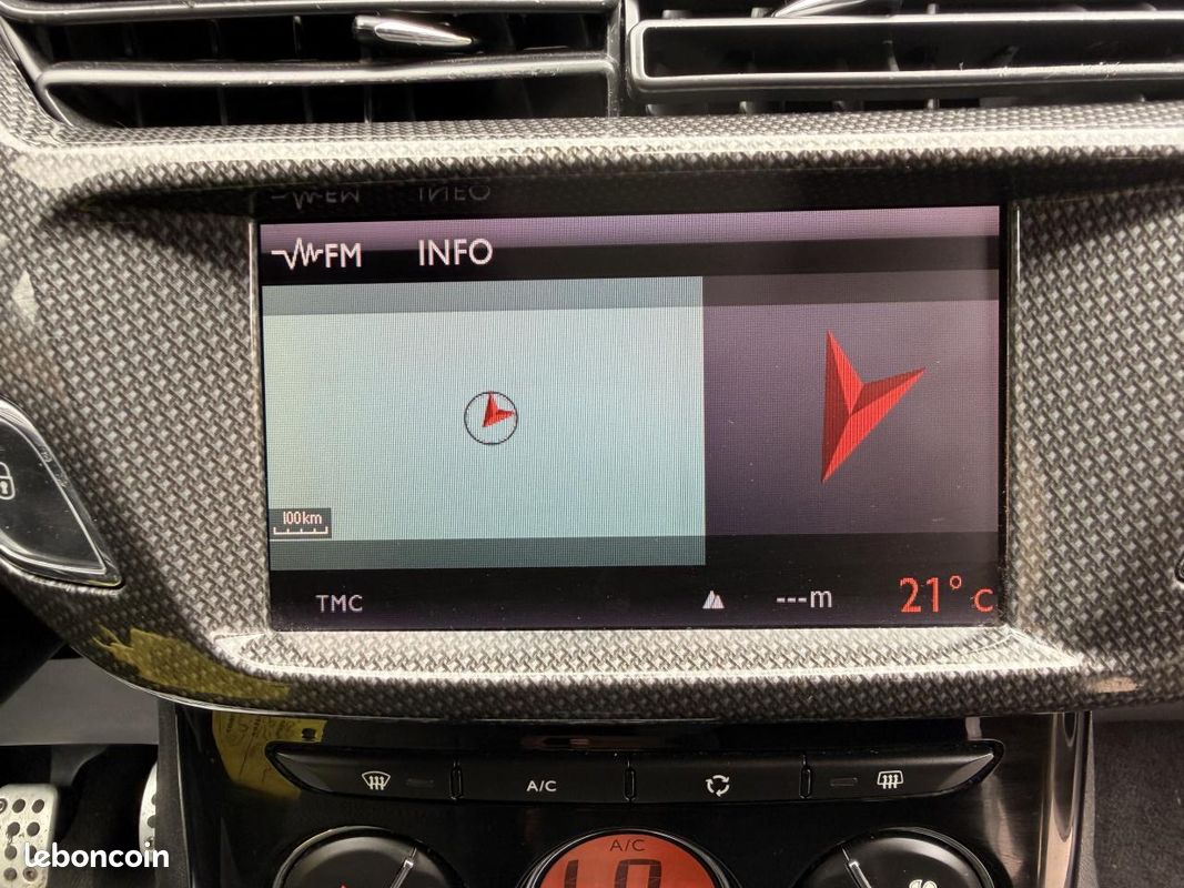 DS DS3 1.6 e-HDi FAP- GARANTIE 2 ans - 110 BERLINE Sport Chic PHASE 1 (image 19)