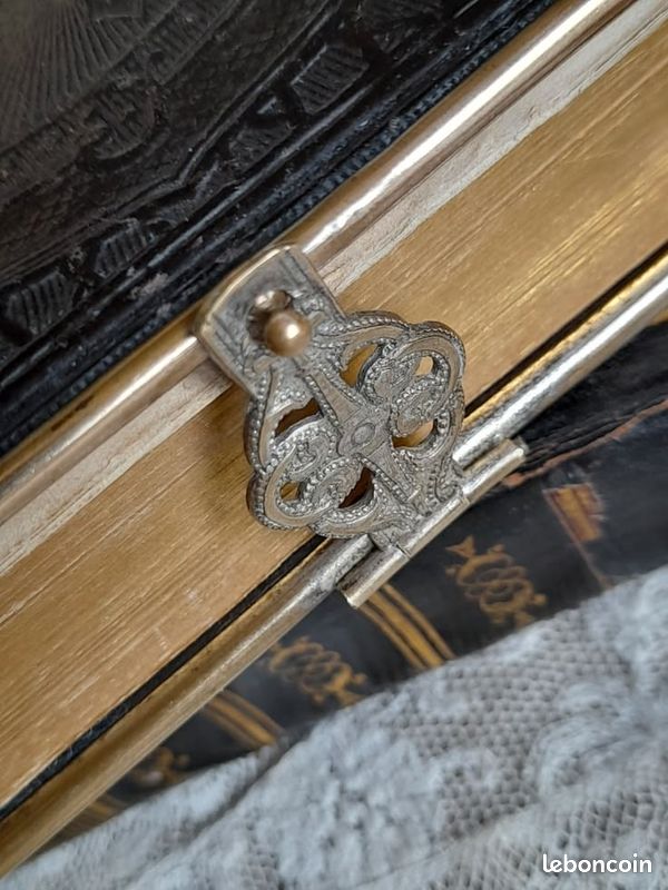 Lot de 2 petits livres anciens cuir fermoir XIXème (image 3)
