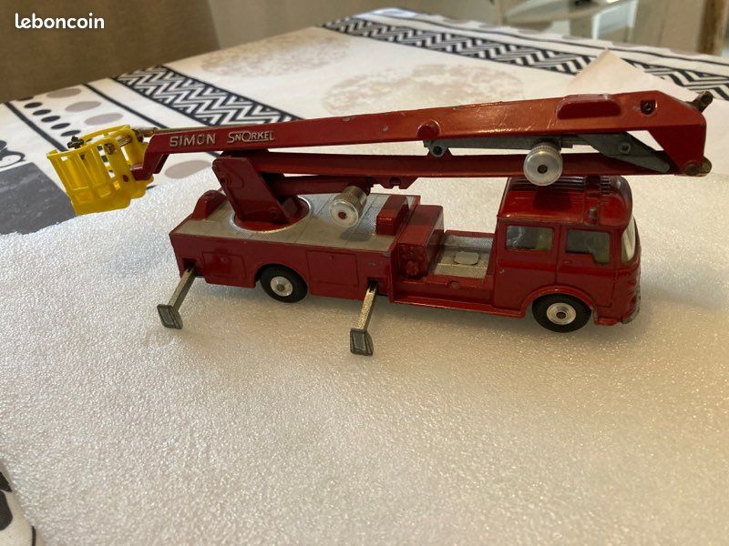 CORGI TOYS MAJOR Camion De Pompiers Aerial Grand Échelle EUR 29,90 - FR