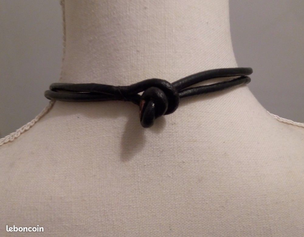 Collier 2 rangs cuir et charms Bleu Pivoine (image 4)