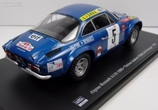 Voiture 1/24 Modèle Réduit Alpine Renault A110 1800 Therier - Échelle 1/24, Rallye Du Portugal 1973 - En Métal, Sur Socle Modèle Réduit Voiture