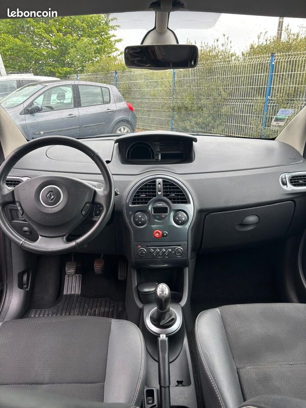 RENAULT Grand Modus 1.5 DCI 85 / FAIBLE KILOMETRAGE / GARANTIE 12 MOIS (image 14)