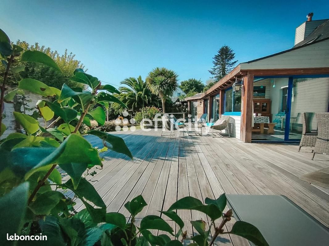Maison 10 pièces 345 m² · à Lannion · 345 m² · 550 000 €