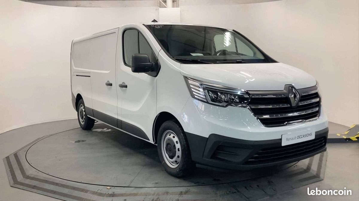Renault trafic fgn l2h1 3000 kg blue dci 130 (image 15)