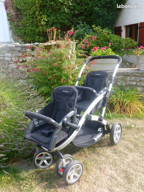 Vends poussette double S-Twinner (image 1)