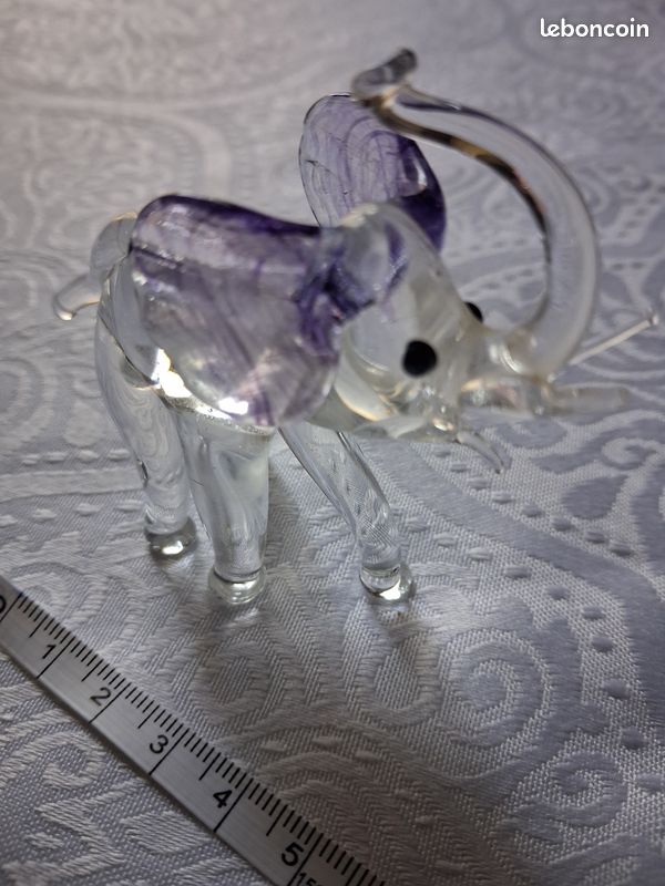 Éléphant verre (image 1)