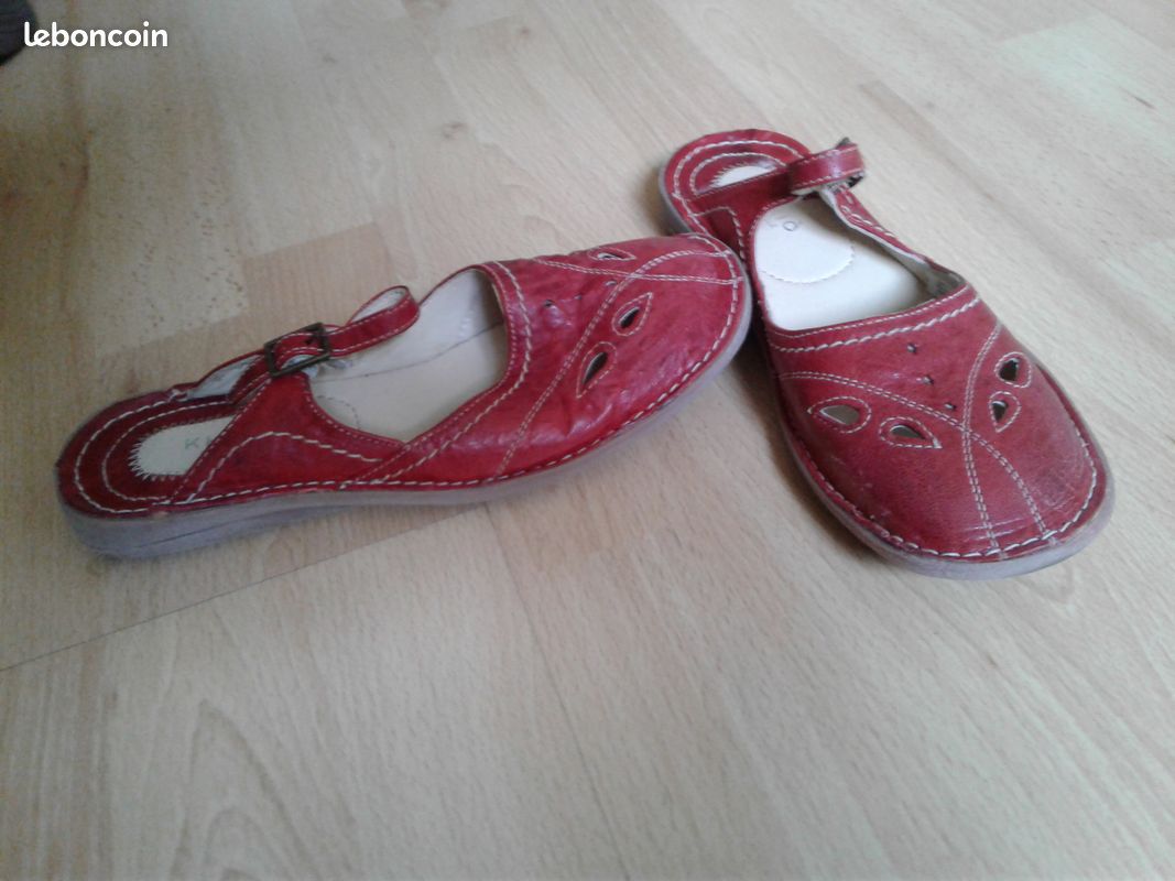 Plusieurs paires de chaussures femmes (image 2)