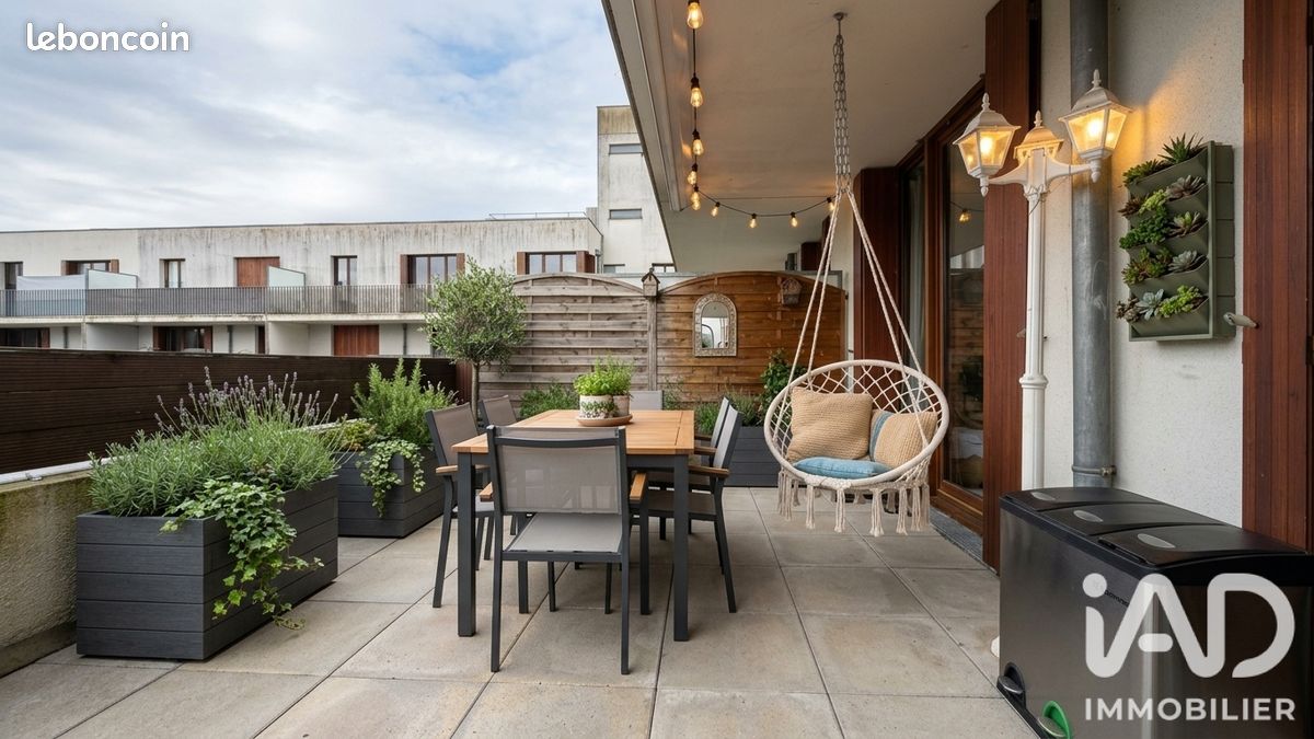 Appartement 5 pièces 94 m² · à Saint-Jacques-de-la-Lande · 94 m² · 1 210 €/mois