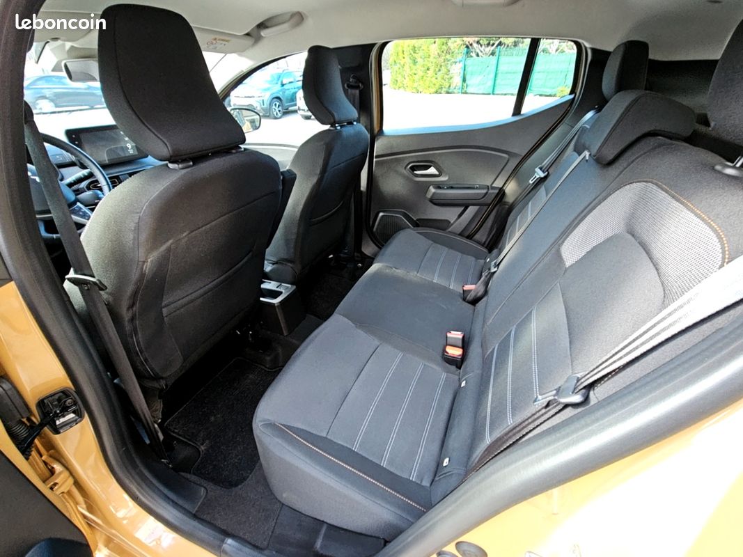 Dacia SANDERO STEPWAY EXPRESSION TCE 90 + Navigation (image 5)