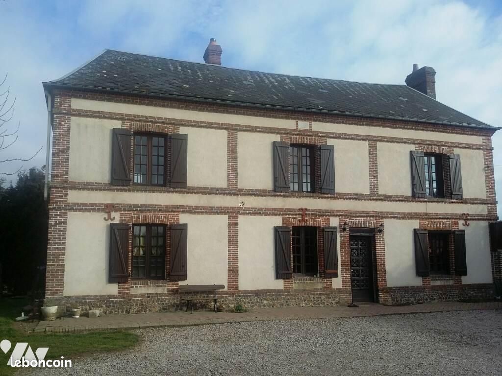 Maison 5 pièces 142 m² · à Montreuil-l'Argillé · 142 m² · 141 400 €