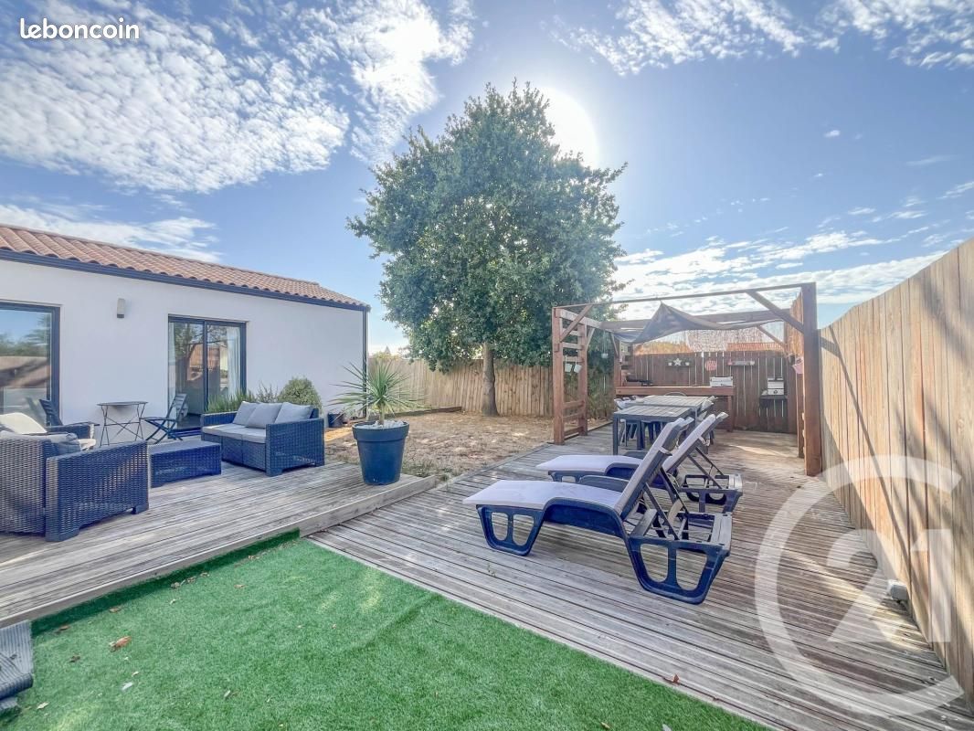 Maison 4 pièces 100 m² · à Saint-Mathurin · 100 m² · 359 800 €