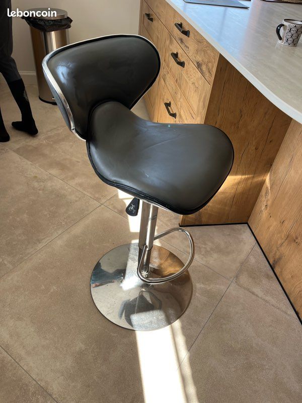 Tabouret de bar (image 1)