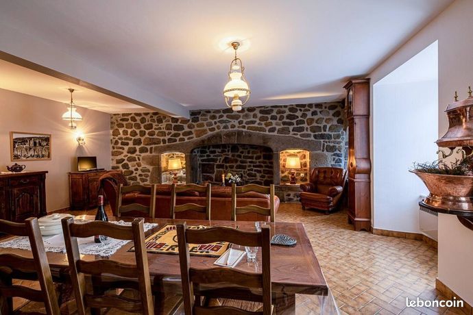 Propriété 176 m² Andelat