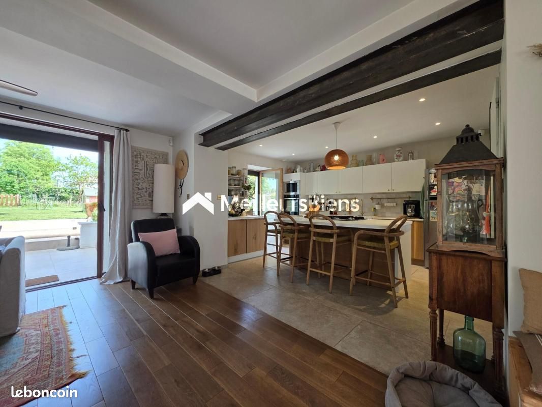 Maison 6 pièces 175 m² · à Les Avenières Veyrins-Thuellin · 175 m² · 419 000 €