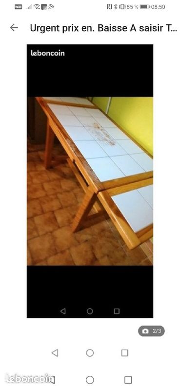 À saisir Table bois et carrelage et deux rallonges (image 1)