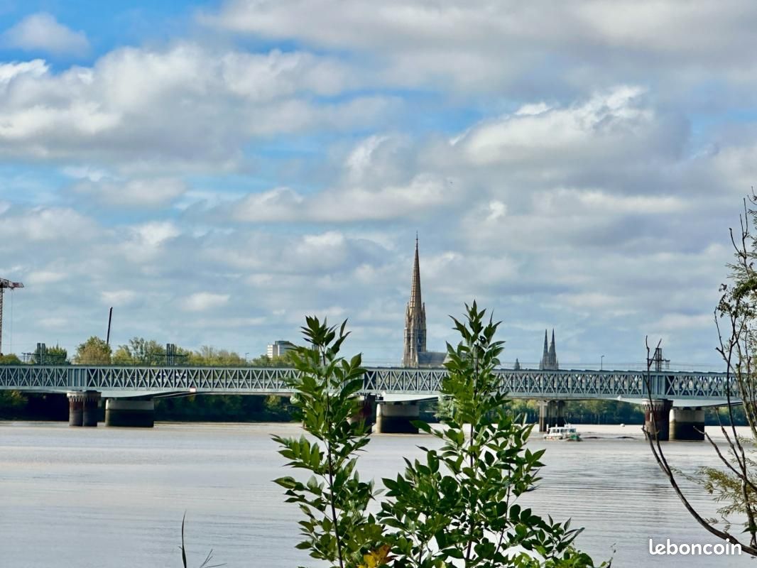 Appartement 3 pièces 90 m² · à Bordeaux · 90 m² · 290 000 €