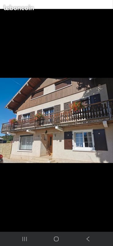 Maison 9 pièces 205 m² · à Mouthe · 205 m² · 455 400 €