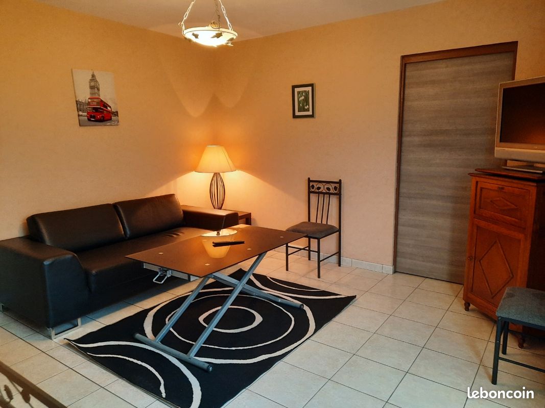 Appartement 5 pièces 80 m² · à Villenave-d'Ornon · 80 m² · 460 €/mois