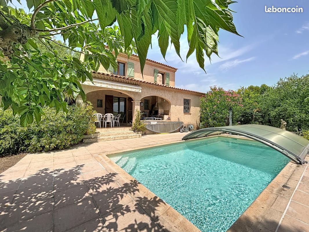 Maison 4 pièces 130 m² · à Saint-Raphaël · 130 m² · 749 000 €